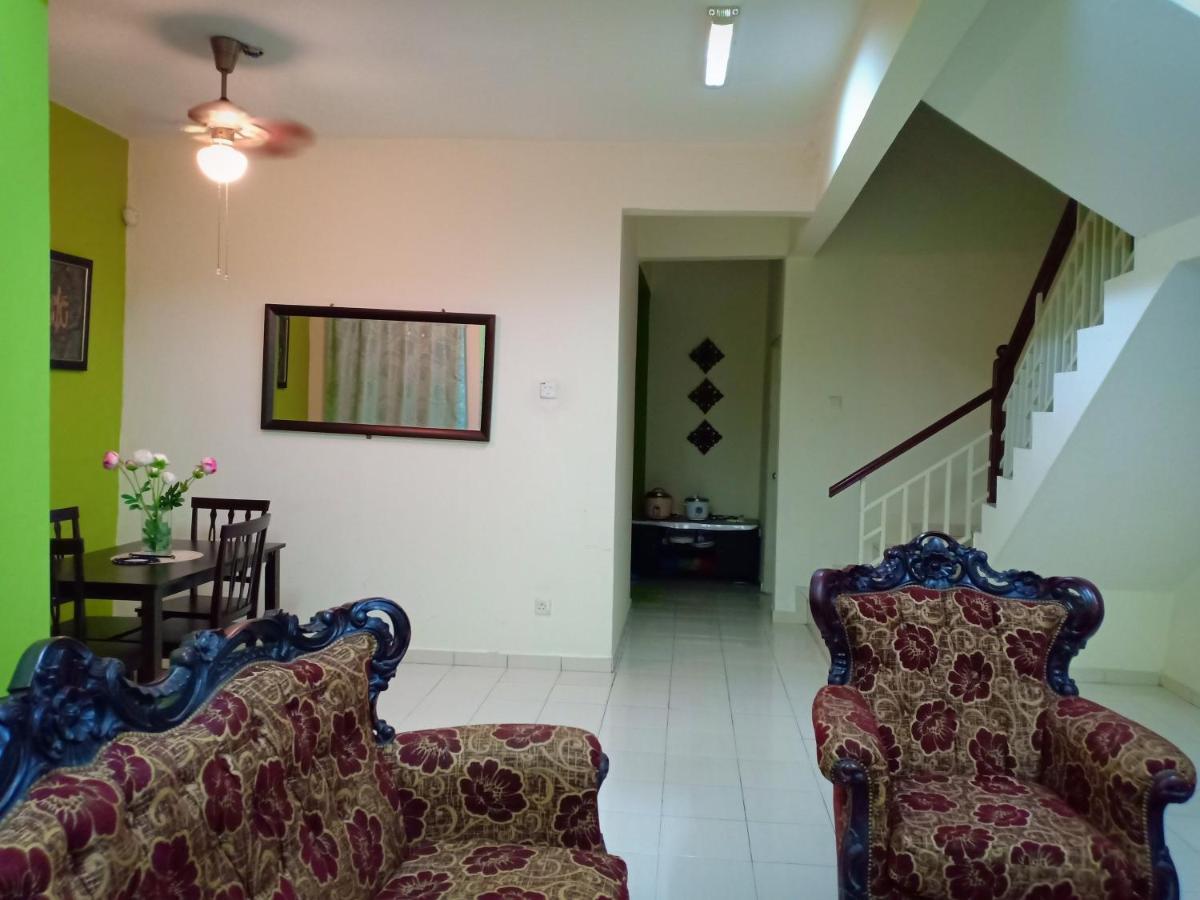 Muslim Dinaim Homestay Tanjong Malim Dış mekan fotoğraf